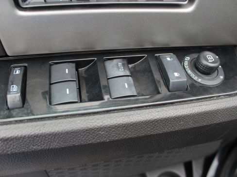 Used 2011 Ford Expedition EL Limited image 22