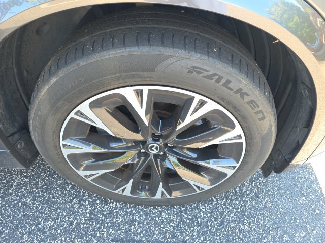 Used 2024 MAZDA CX-90 3.3 Turbo S w/ Premium Package AWD/4WD image 4