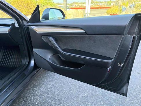 Used 2021 Tesla Model 3 Standard Range Plus RWD image 21