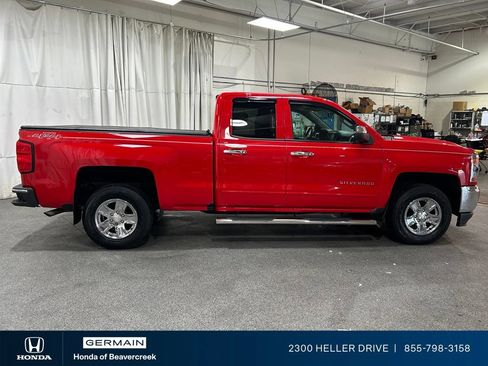 Used 2017 Chevrolet Silverado 1500 LT w/ All Star Edition AWD/4WD image 9