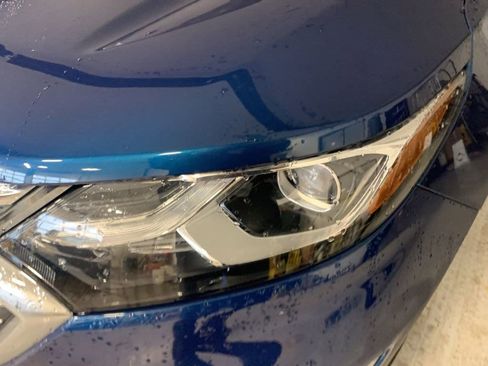 Used 2020 Chevrolet Equinox Premier image 9