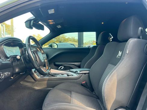 Used 2019 Dodge Challenger R/T Scat Pack image 9