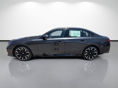 New 2027 BMW 530i w/ M Sport Package RWD image 6