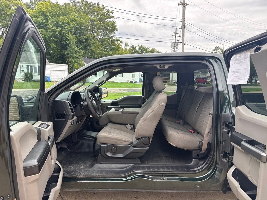 Used 2017 Ford F150 XLT AWD/4WD image 9