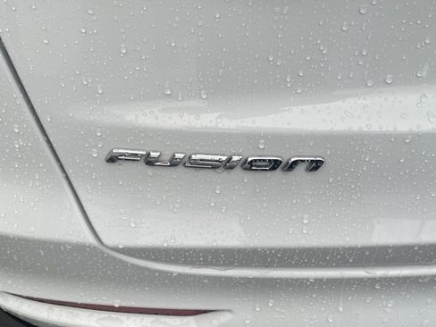 Used 2019 Ford Fusion S image 23