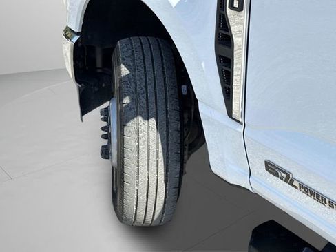 Certified 2024 Ford F350 XLT image 37
