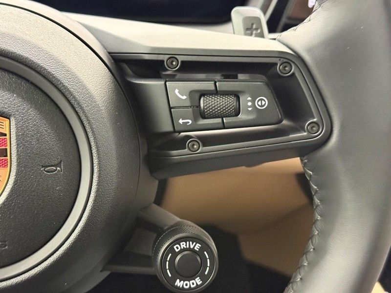 Used 2026 Porsche Cayenne E-Hybrid AWD/4WD image 20