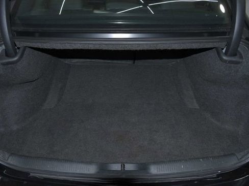 Used 2019 Dodge Charger SXT RWD image 8