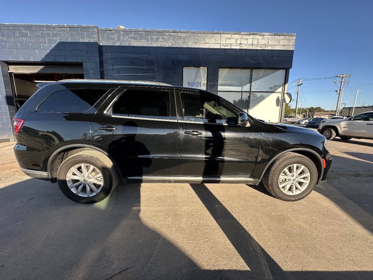 Used 2022 Dodge Durango SXT RWD image 9