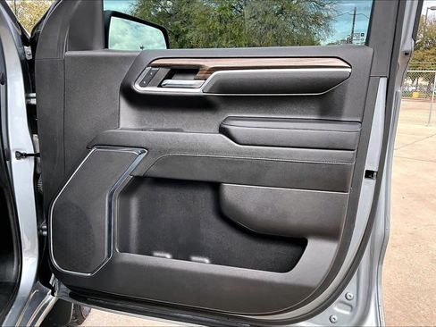 Used 2023 Chevrolet Silverado 1500 RST image 22