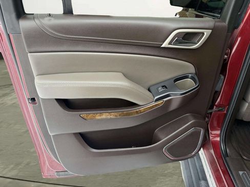 Used 2016 GMC Yukon XL Denali w/ Open Road Package image 23