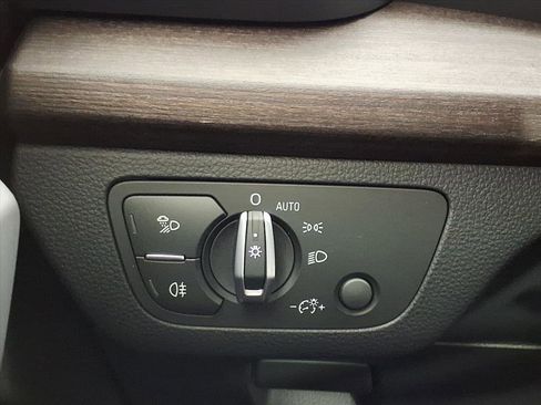 Used 2022 Audi Q5 2.0T Premium Plus image 22