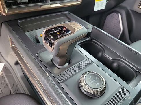 New 2025 GMC Hummer EV 2X w/ Extreme Off-Road Package AWD/4WD image 11