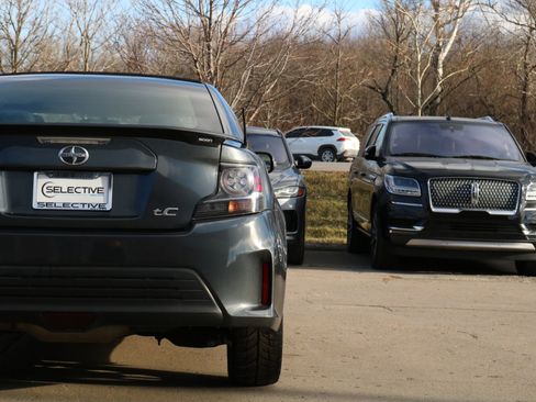 Used 2014 Scion tC image 11