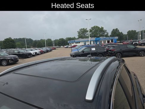 Used 2023 Buick Encore GX Select w/ Experience Buick Package AWD/4WD image 11