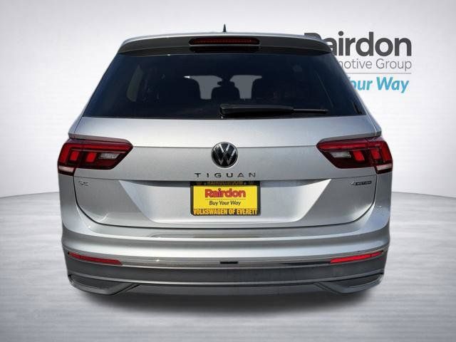 Used 2023 Volkswagen Tiguan SE AWD/4WD image 6
