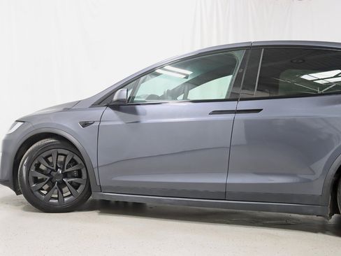 Used 2023 Tesla Model X AWD/4WD image 12