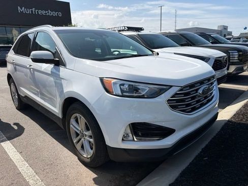 Used 2020 Ford Edge SEL w/ Cold Weather Package AWD/4WD image 3