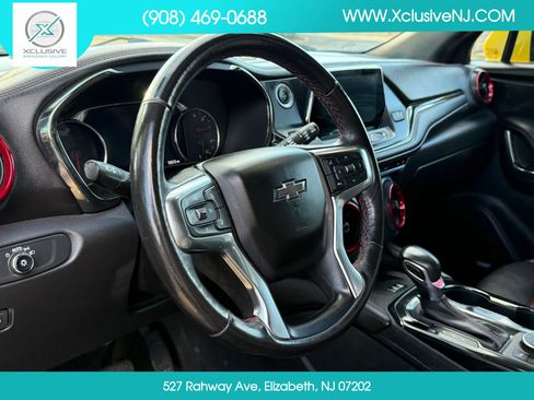 Used 2022 Chevrolet Blazer RS w/ Enhanced Convenience Package AWD/4WD image 9