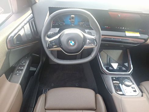 Certified 2025 BMW X3 xDrive30i w/ Convenience Package image 11