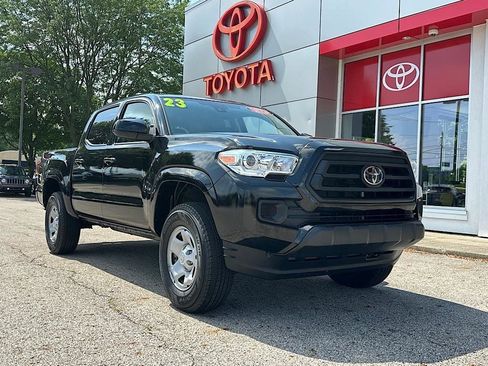 Used 2023 Toyota Tacoma SR AWD/4WD image 8