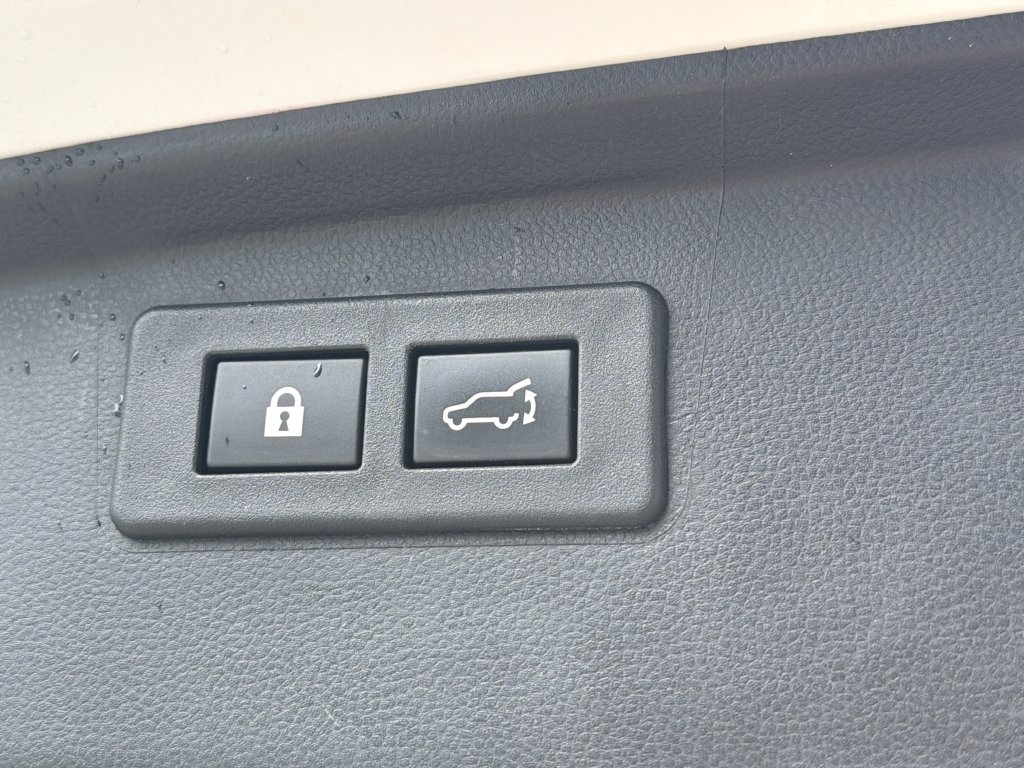 Certified 2022 Subaru Outback Touring XT AWD/4WD image 14