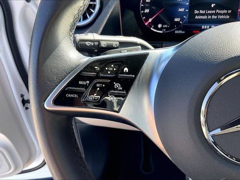 Used 2025 Mercedes-Benz GLA 250 image 25
