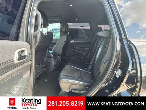 Used 2021 Jeep Grand Cherokee Laredo X AWD/4WD image 10