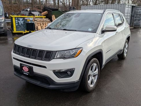 Certified 2018 Jeep Compass Latitude w/ Popular Equipment Group image 8