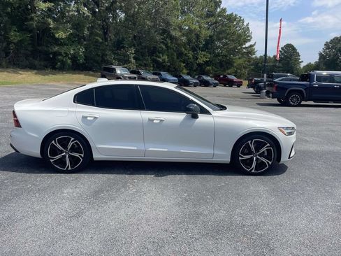 Used 2024 Volvo S60 B5 Core AWD/4WD image 2