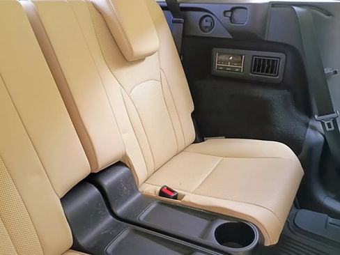 Used 2022 Lexus RX 350L FWD w/ Premium Package image 74