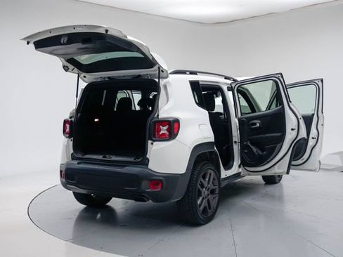 Used 2021 Jeep Renegade Latitude w/ Sun & Sound Group AWD/4WD image 21