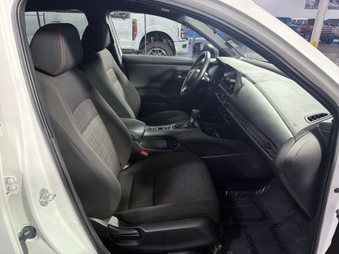 Used 2024 Honda HR-V Sport image 23