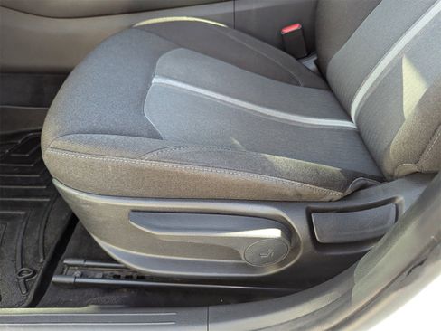 Used 2022 Hyundai Sonata SE image 19