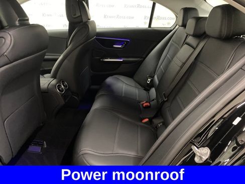 Used 2022 Mercedes-Benz C 300 4MATIC Sedan image 12