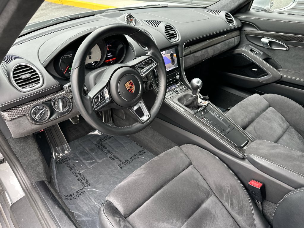 Used 2018 Porsche 718 Cayman S RWD image 4