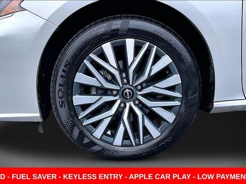 Used 2024 Nissan Altima 2.5 SV AWD/4WD image 30