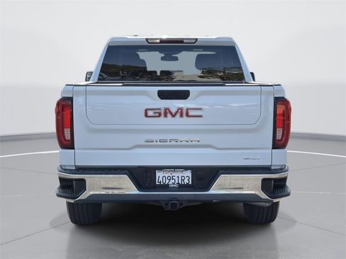 Used 2024 GMC Sierra 1500 SLT image 4