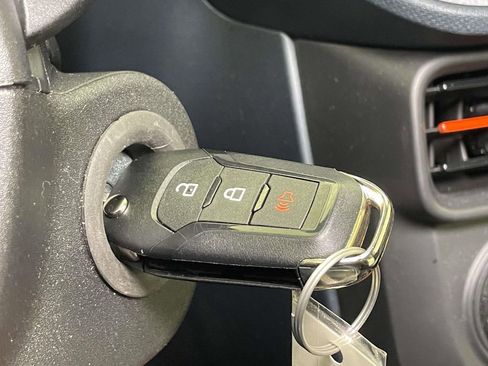 Used 2023 Ford Maverick XLT image 37