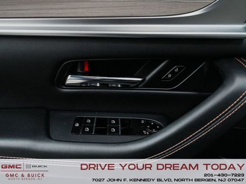 Used 2024 MAZDA CX-90 Plug-In Hybrid w/ Preferred image 12