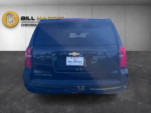 Used 2015 Chevrolet Suburban LT AWD/4WD image 6
