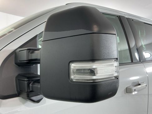 Certified 2025 Ford F350 Lariat w/ Black Appearance Package image 13