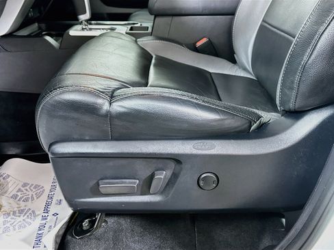 Used 2020 Toyota Tundra Limited AWD/4WD image 19