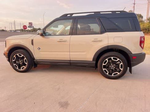 Used 2024 Ford Bronco Sport Outer Banks w/ Tech Package AWD/4WD image 4