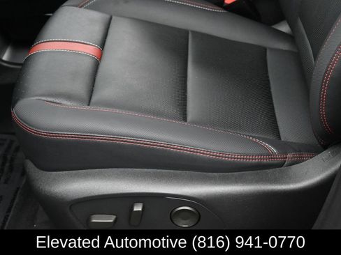 Used 2024 Chevrolet Traverse RS w/ LPO, Floor Liner Package AWD/4WD image 17