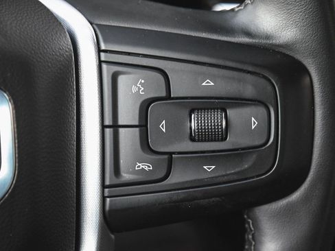 Used 2024 GMC Sierra 1500 Elevation image 25