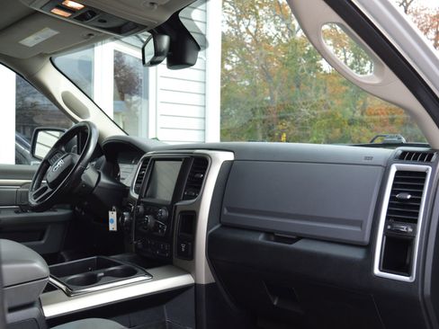Used 2014 RAM 1500 Big Horn image 31