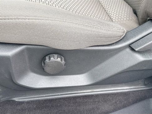 Used 2019 Ford F150 XLT w/ Trailer Tow Package image 20