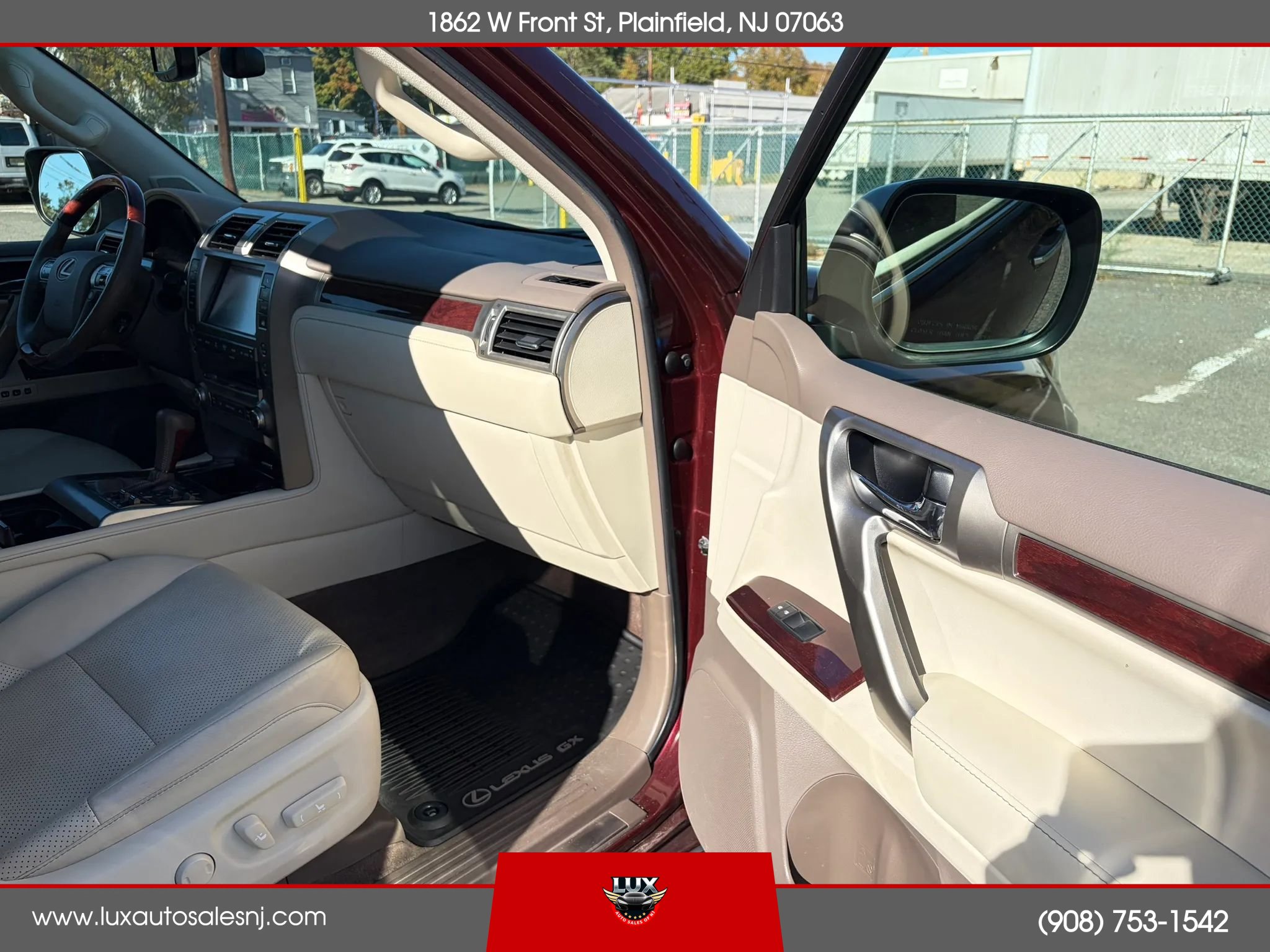 Used 2015 Lexus GX 460 Luxury AWD/4WD image 23