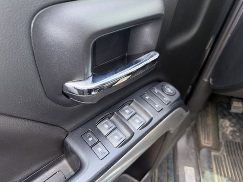 Used 2018 Chevrolet Silverado 1500 LT w/ Texas Edition AWD/4WD image 14